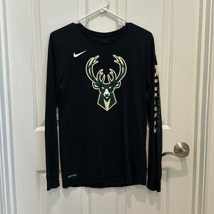 Bucks Nike men’s long sleeve tshirt